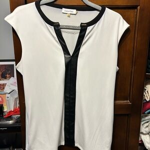 Calvin Klein top. Size medium. Good condition